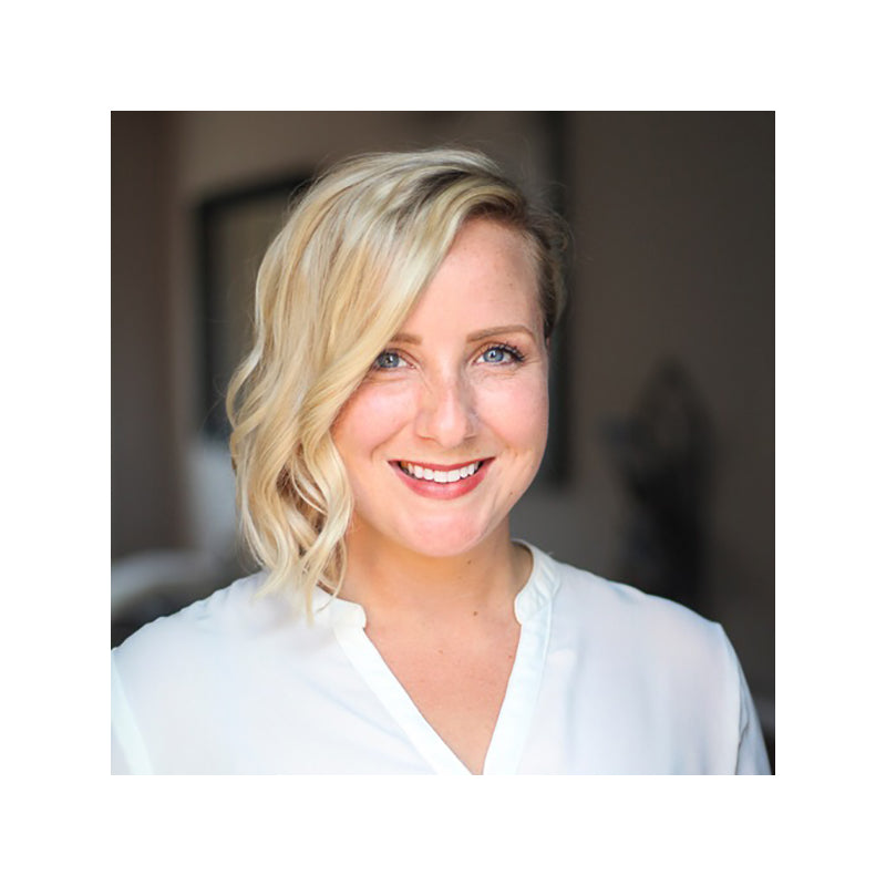 EXPERIENCED INTERIOR PLANNER & DECORATOR: ALICIA CROSS