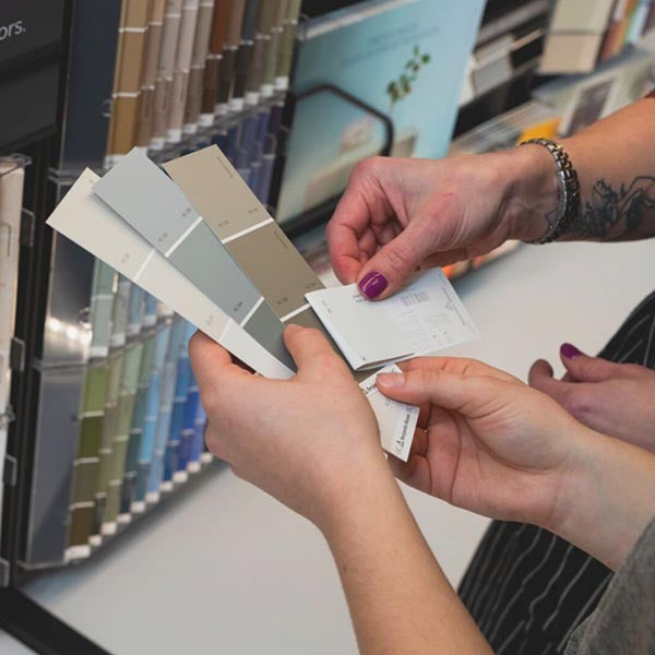 Seven Great Reasons To Hire A Professional Designer