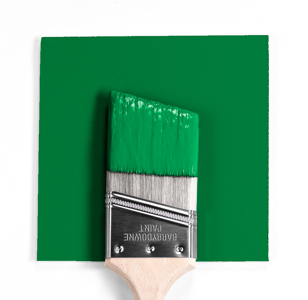 Wet and dry colour sample of Benjamin Moore 2037-20, Jade Green.