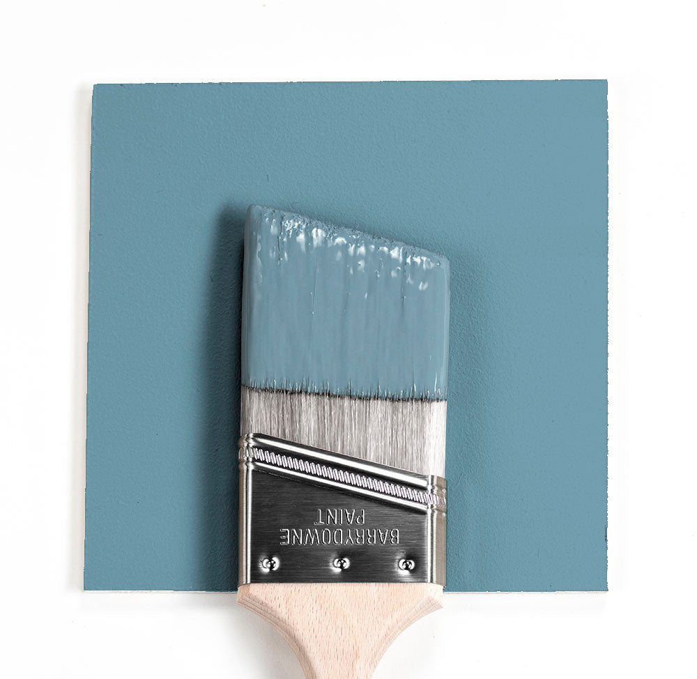 CC-740 Labrador Mock-up Paint Brushes