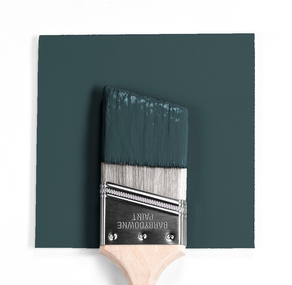 Benjamin Moore Colour HC-157 Narragansett Green wet, dry colour sample.