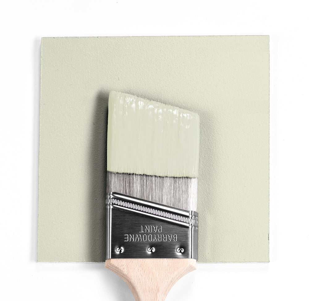 Benjamin Moore Colour OC-135 Cream Cloak wet, dry colour sample.